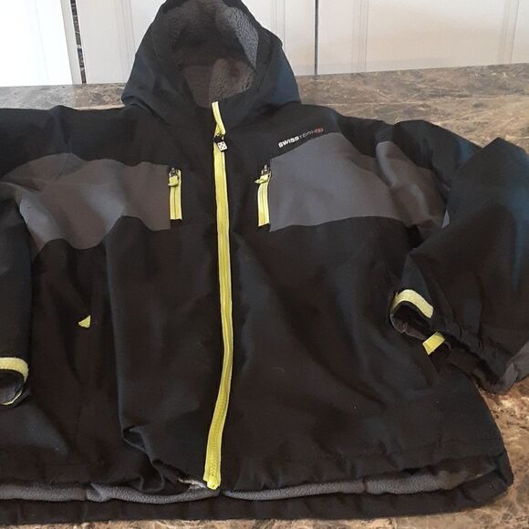 Swiss Tech unisex coat size YXL (14/16). - Picture 3 of 8